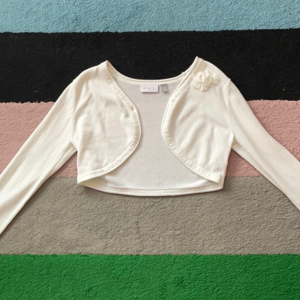 White cropped button up (no tags, worn once)